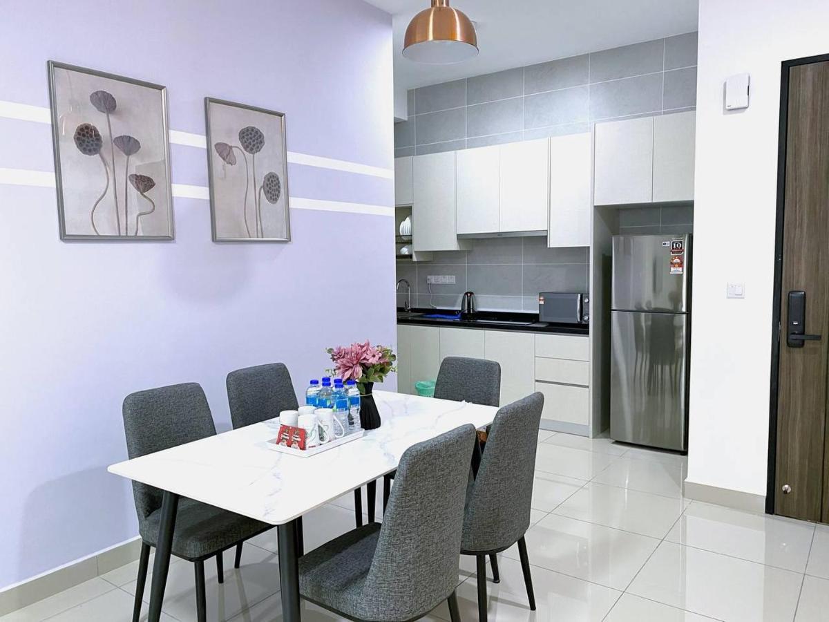 Apartment Twin Tower Jb By Sc Johor Bahru